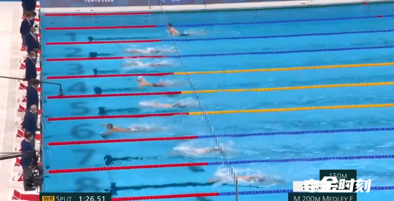 ��˳����Ӿ���Ӿ���У�һ���䵽�˵���